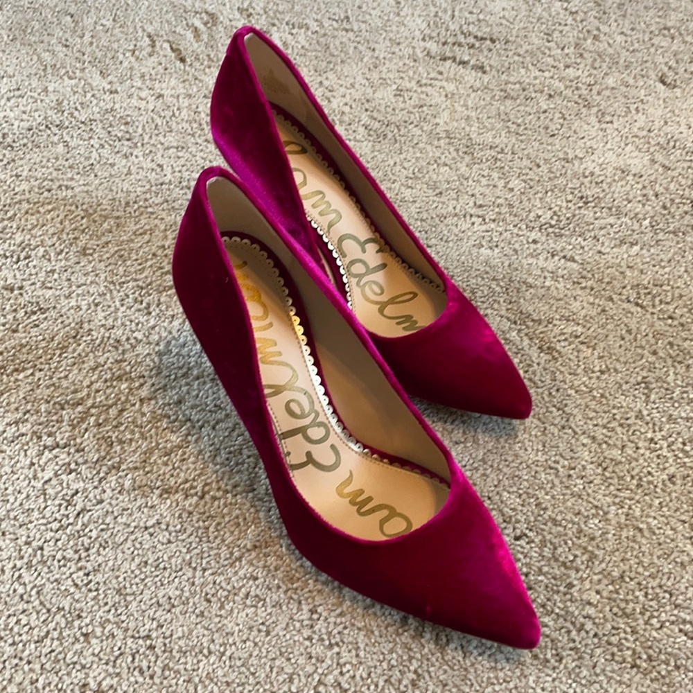 Velvet magenta heels